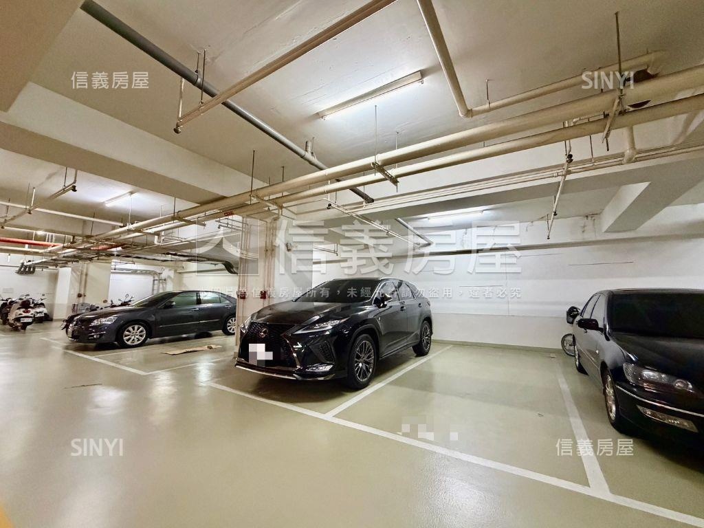 美術川。絕美山景三房平車房屋室內格局與周邊環境