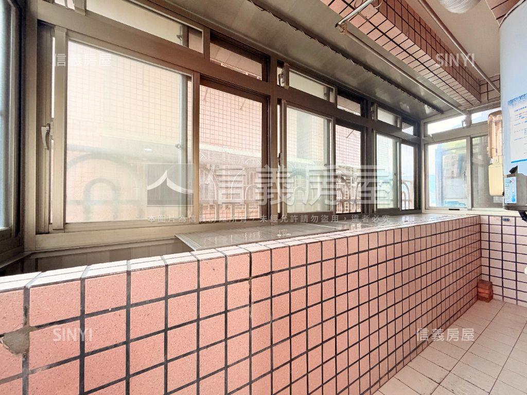 敦南精緻美三房房屋室內格局與周邊環境