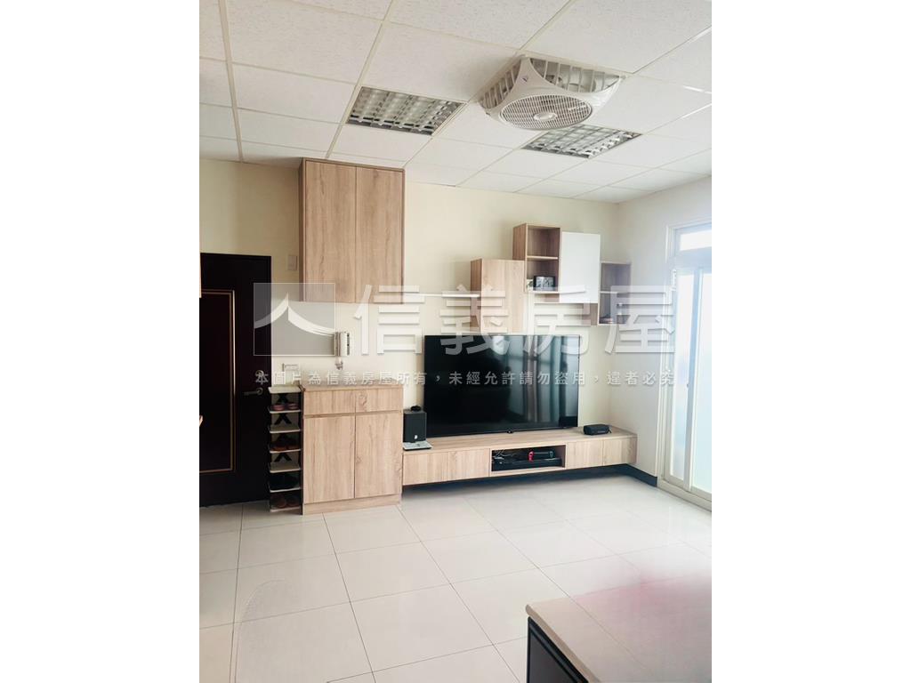 近四維商圈大樓房屋室內格局與周邊環境