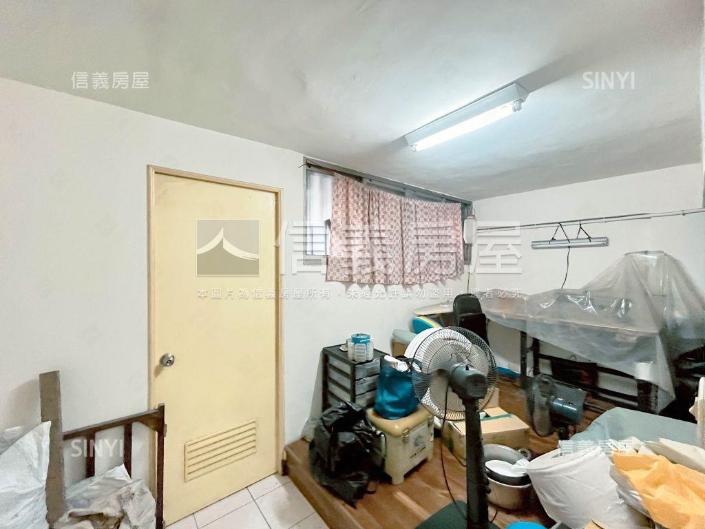 專任東海商圈朝南溫馨透天房屋室內格局與周邊環境