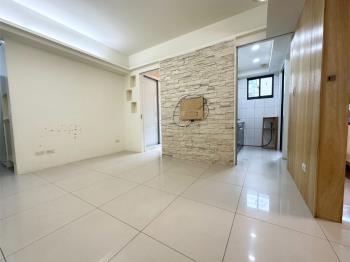 新天地１＋１坡平車位