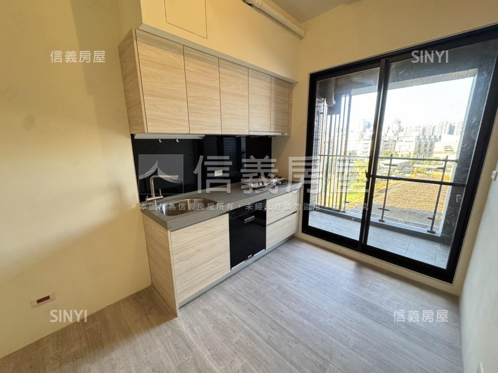 新亦ＯＮＥ溫馨成家兩房房屋室內格局與周邊環境