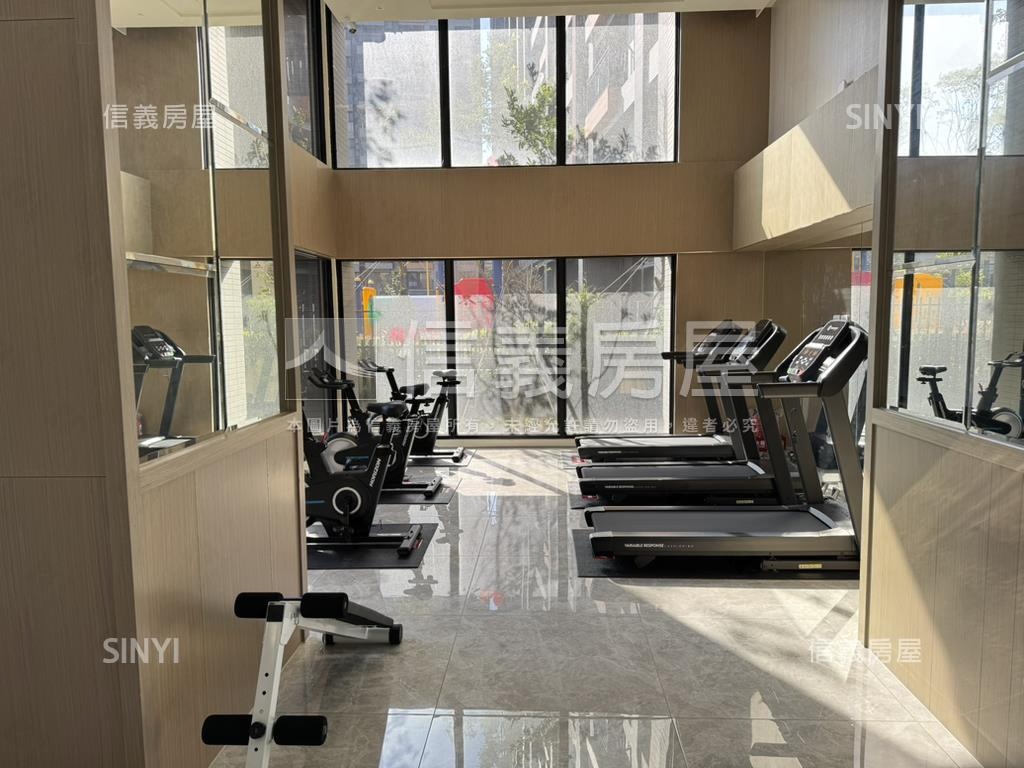 新亦ＯＮＥ溫馨成家兩房房屋室內格局與周邊環境