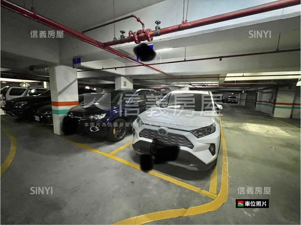 羅浮典雅裝潢四房車位房屋室內格局與周邊環境