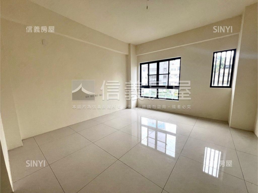 臨路未住電梯美墅房屋室內格局與周邊環境