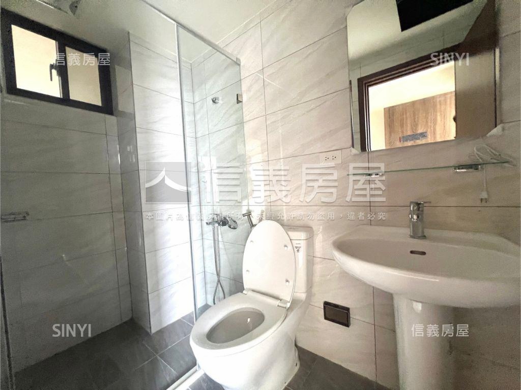 臨路未住電梯美墅房屋室內格局與周邊環境