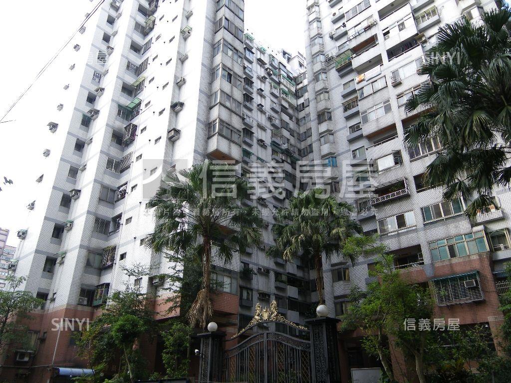劍橋特區●大空間房屋室內格局與周邊環境