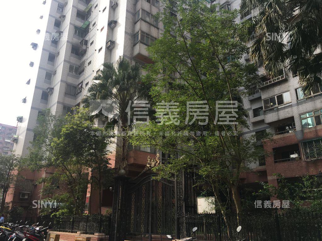 劍橋特區●大空間房屋室內格局與周邊環境
