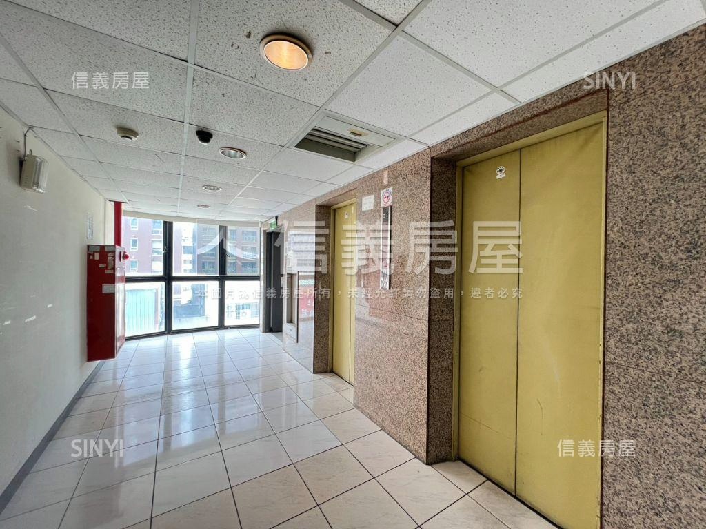 美裝潢商辦近南屯捷運站房屋室內格局與周邊環境