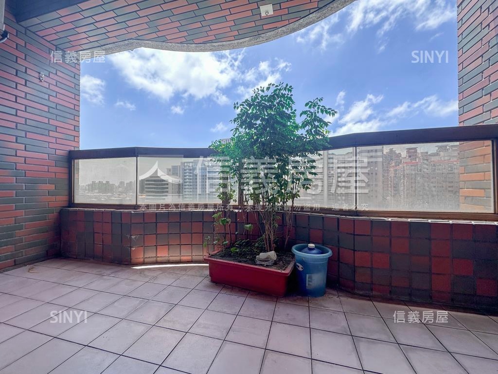 河堤校園景觀大三房房屋室內格局與周邊環境