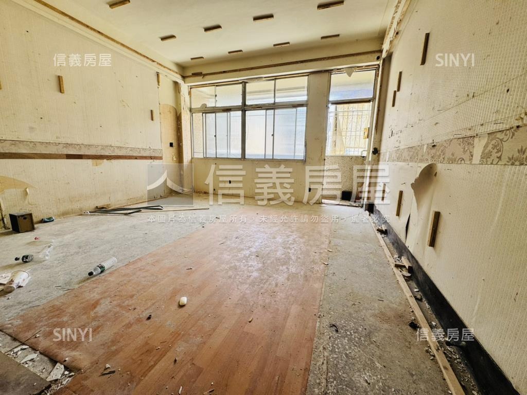 正健康路店面房屋室內格局與周邊環境