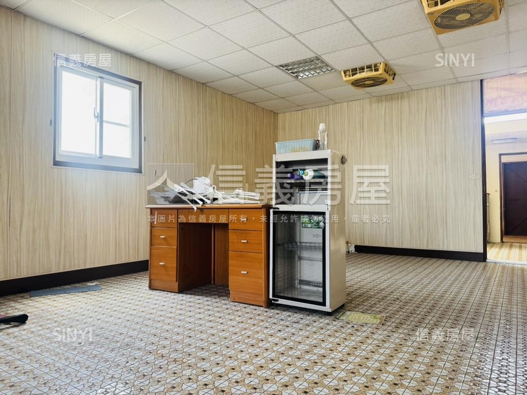 正健康路店面房屋室內格局與周邊環境