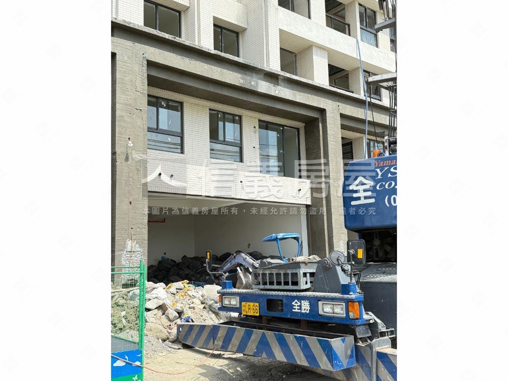 鹿港富旺艾美莊園金店面房屋室內格局與周邊環境