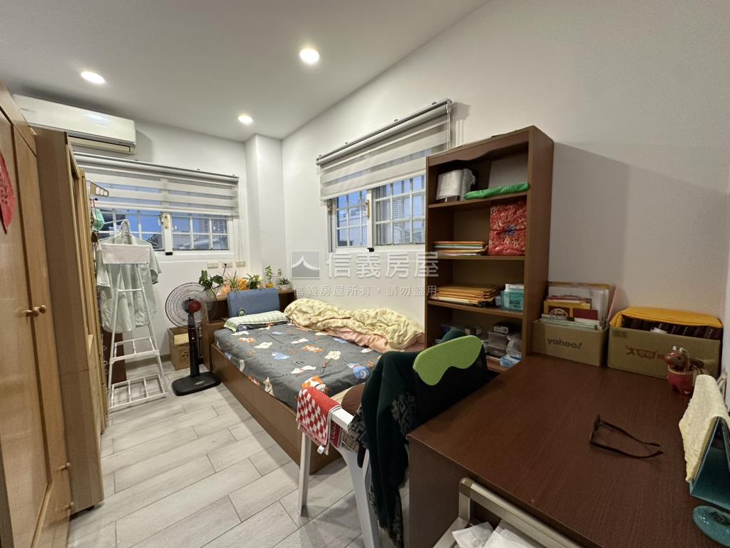 頂美一街角窗透天房屋室內格局與周邊環境