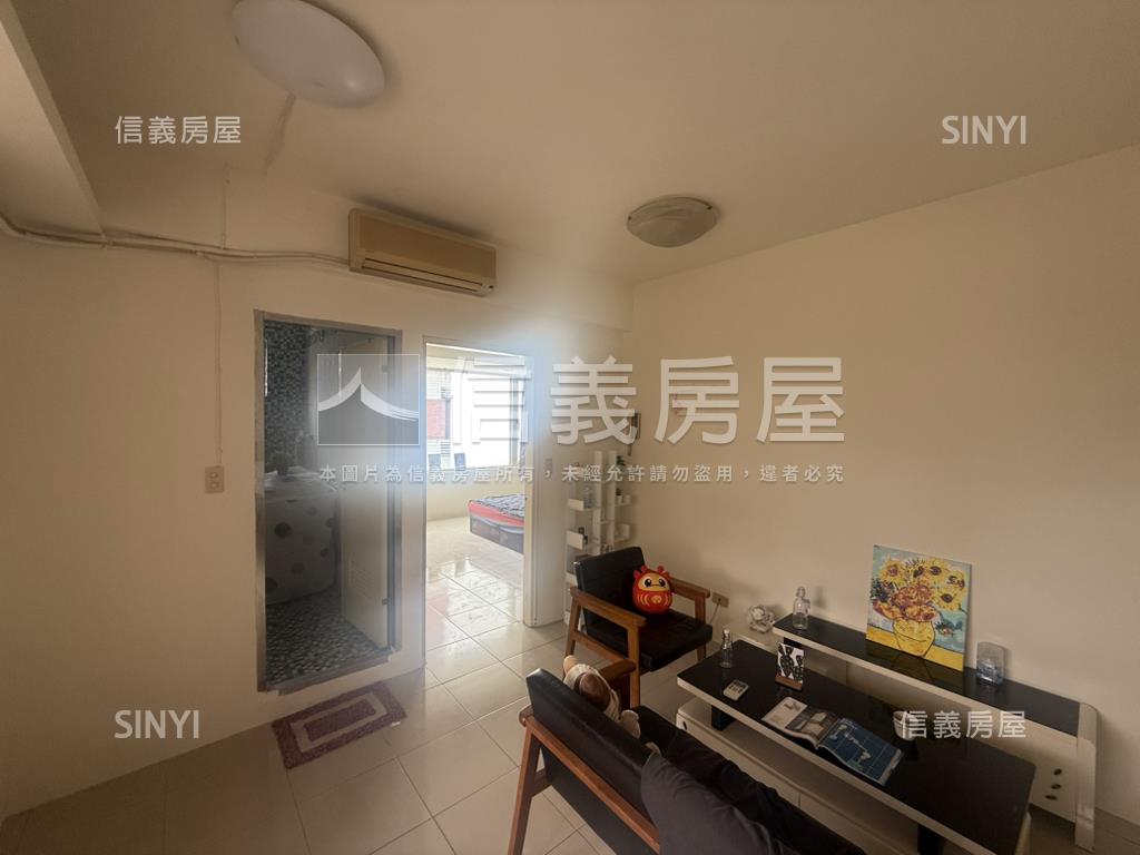 國豐街稀有衛浴開窗三樓寓房屋室內格局與周邊環境