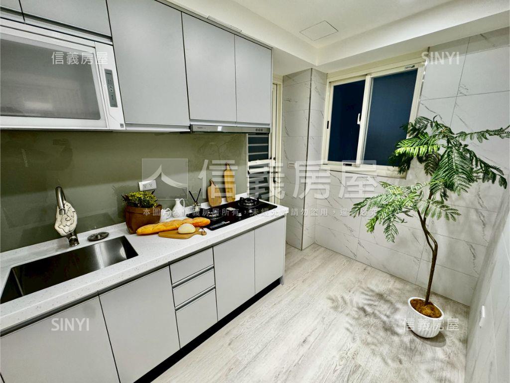 電梯兩房兩衛高質感侘寂風房屋室內格局與周邊環境