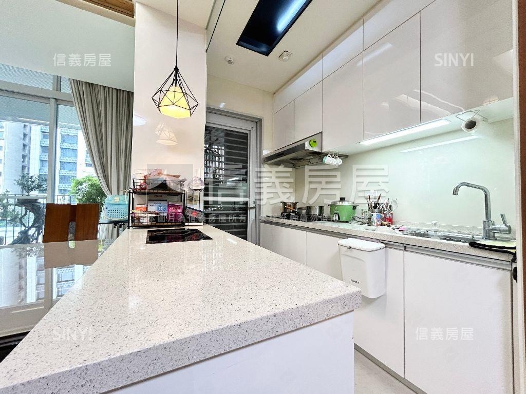 富富話合綠蔭三房坡平車位房屋室內格局與周邊環境