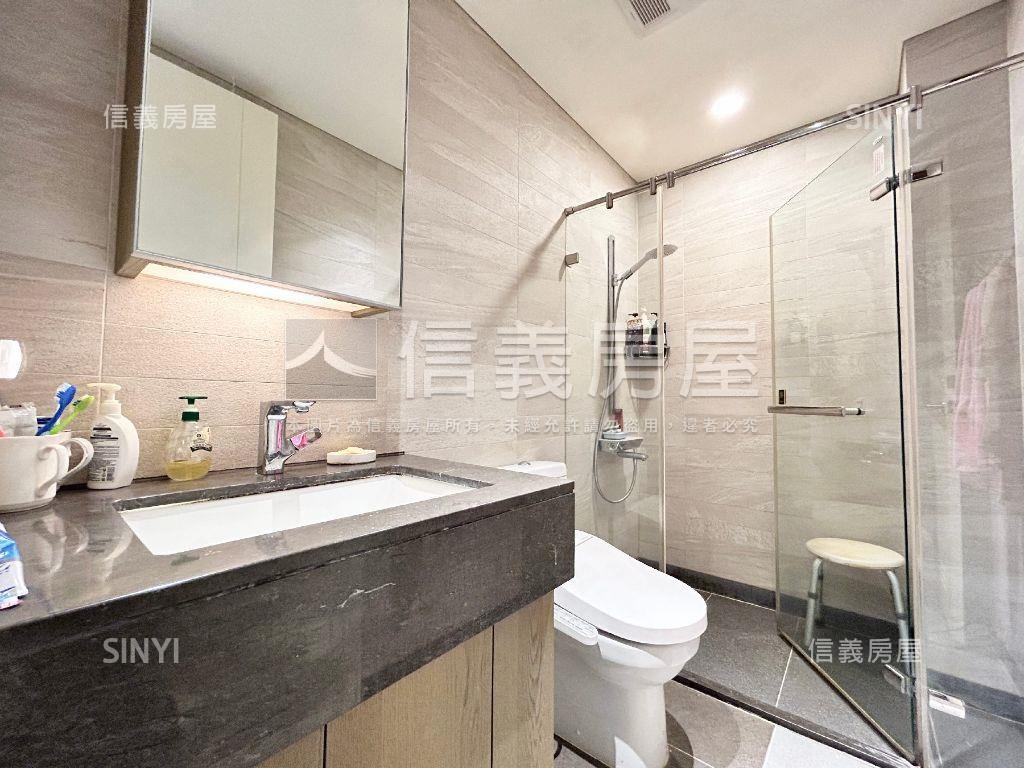 富富話合綠蔭三房坡平車位房屋室內格局與周邊環境