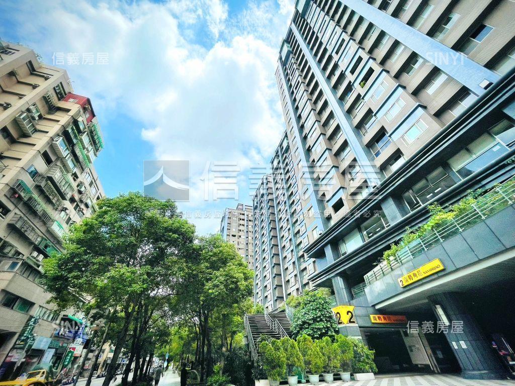 南方之星甲梯車位房屋室內格局與周邊環境
