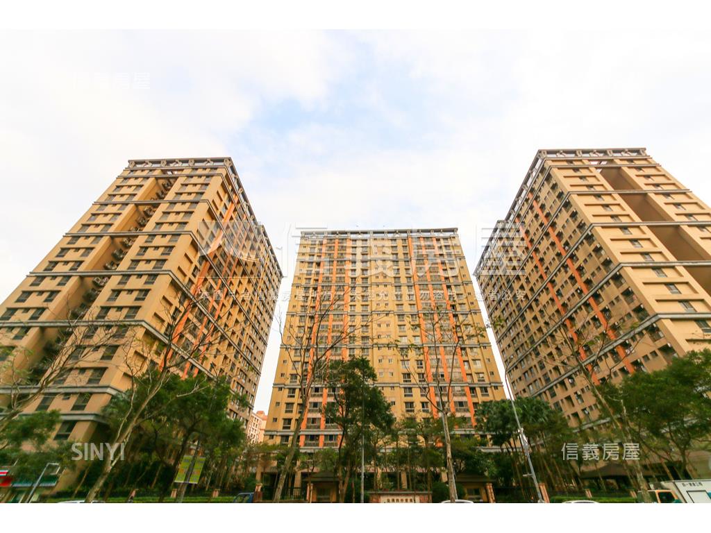 四季會館車位房屋室內格局與周邊環境