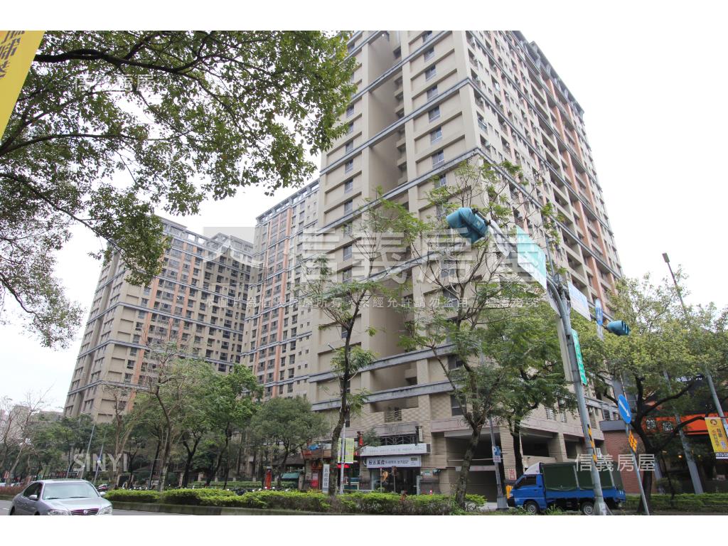 四季會館車位房屋室內格局與周邊環境