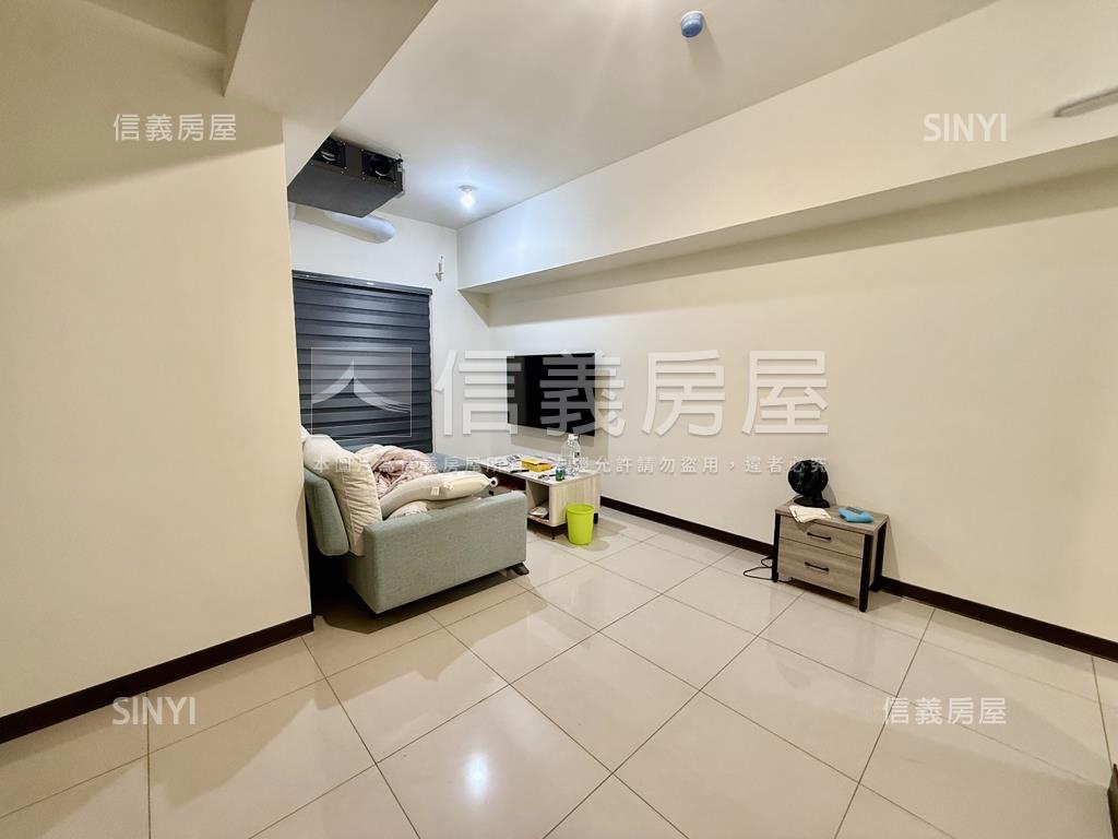 純寓三房平車房屋室內格局與周邊環境