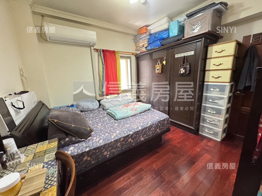 專任十八甲特級三房車位房屋室內格局與周邊環境