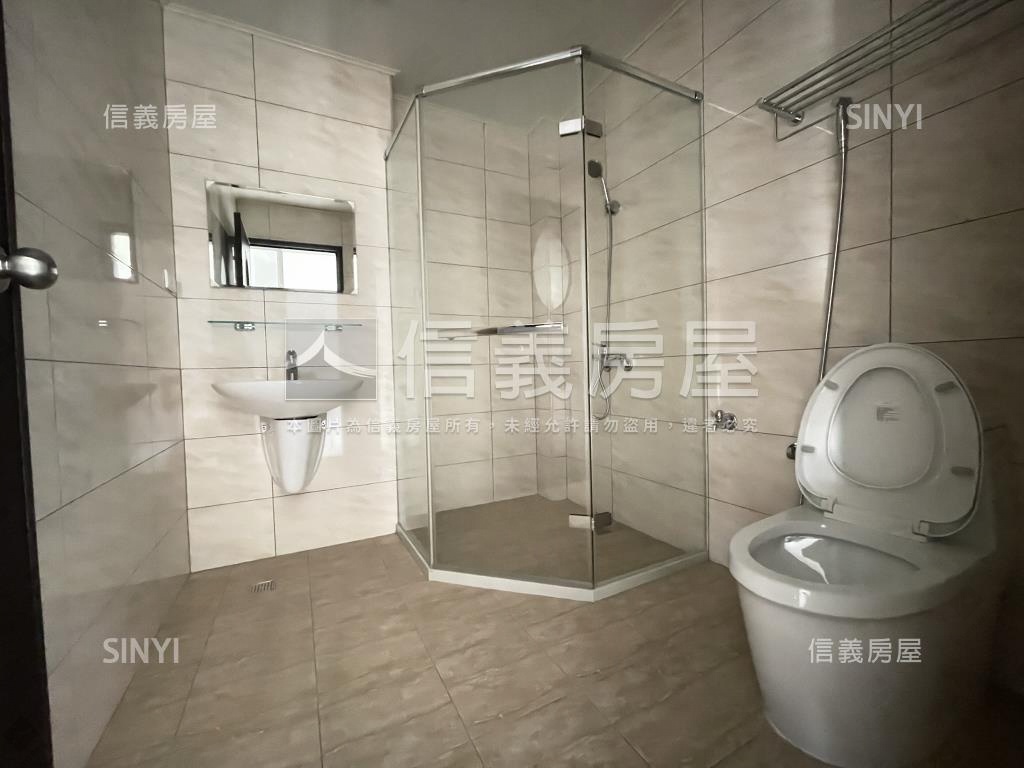 大埔商圈大面寬別墅房屋室內格局與周邊環境