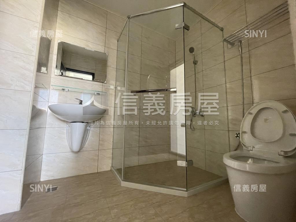 大埔商圈大面寬別墅房屋室內格局與周邊環境