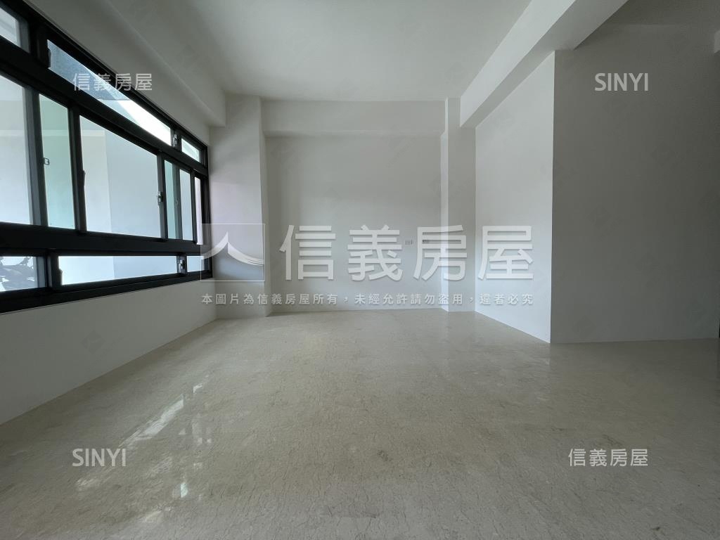 大埔商圈大面寬別墅房屋室內格局與周邊環境