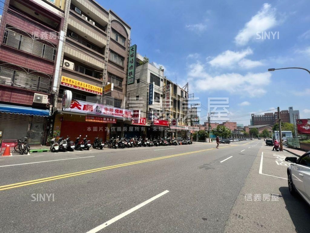 建功路黃金來財透店房屋室內格局與周邊環境