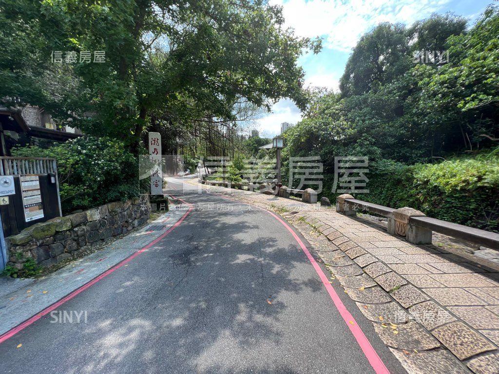 新北投溫泉電梯２房房屋室內格局與周邊環境