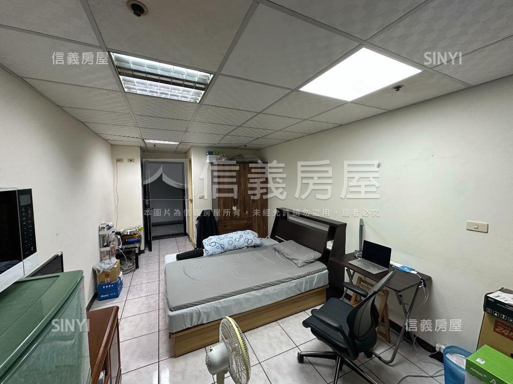 鋼骨造美屋況柳川水景房房屋室內格局與周邊環境