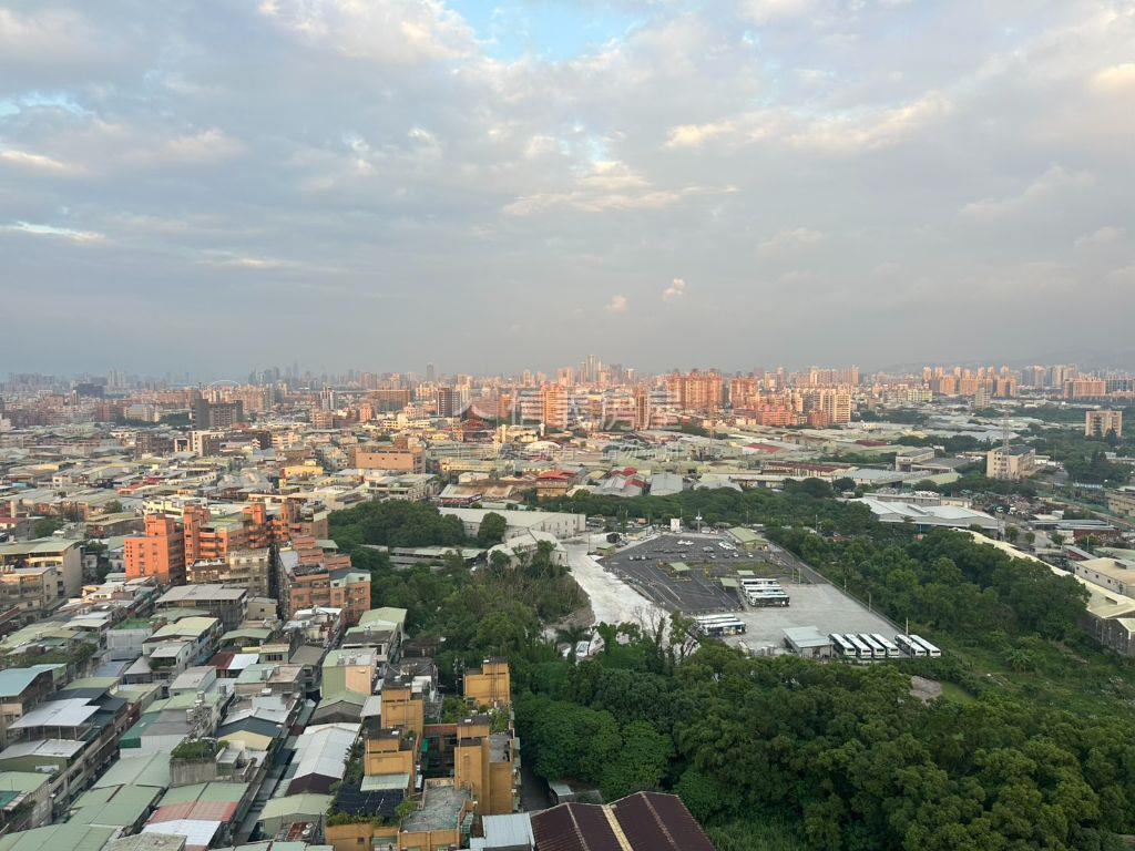 凱旋門景觀套房房屋室內格局與周邊環境