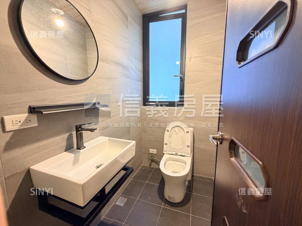 善化東家苑電梯雙車墅Ａ５房屋室內格局與周邊環境