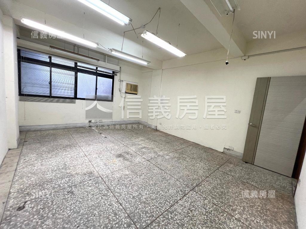 正大業路大面寬透天金店面房屋室內格局與周邊環境