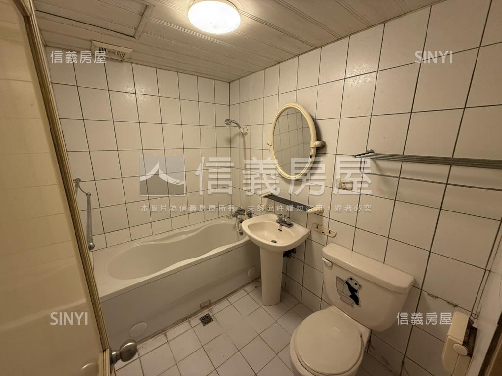 低公設台北天下四房房屋室內格局與周邊環境