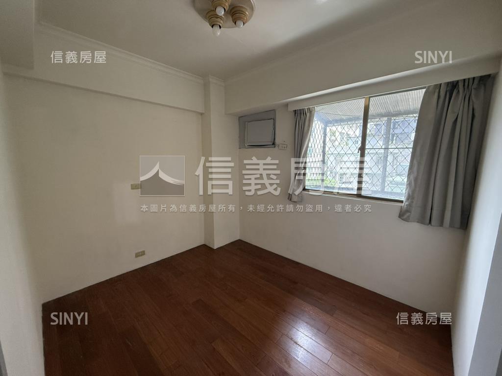低公設台北天下四房房屋室內格局與周邊環境
