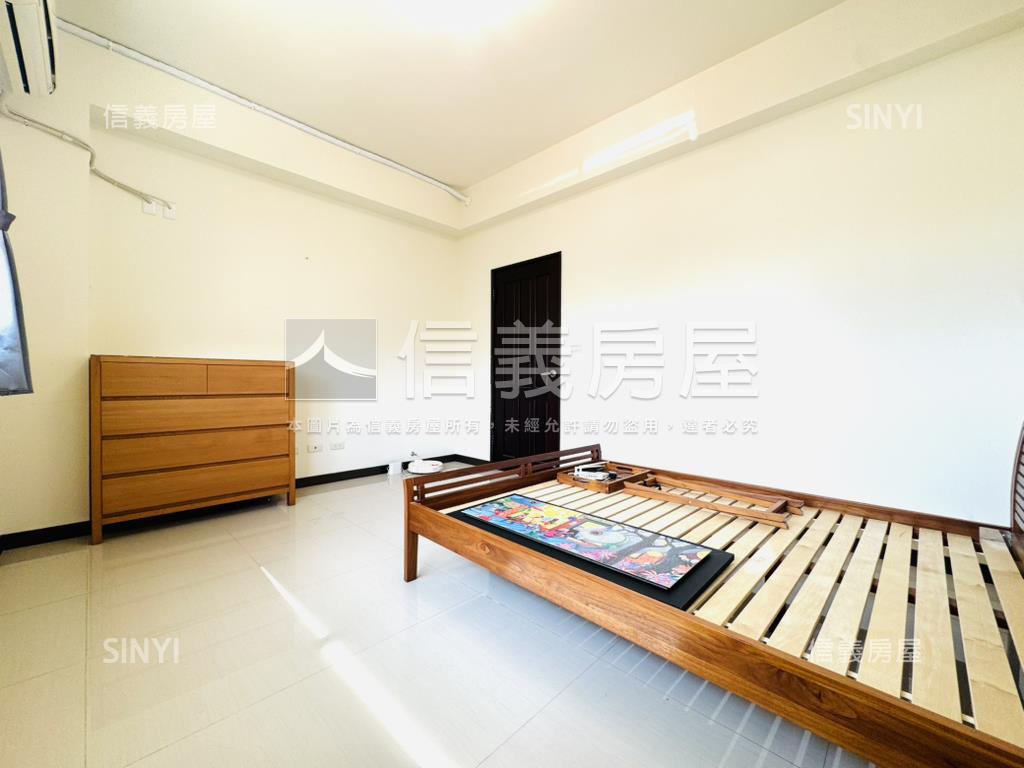 新化正市區傳統式透天房屋室內格局與周邊環境
