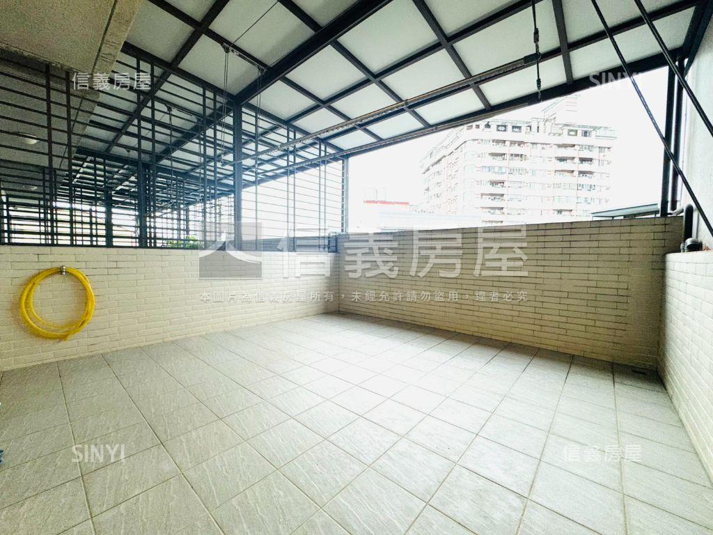 新化正市區傳統式透天房屋室內格局與周邊環境