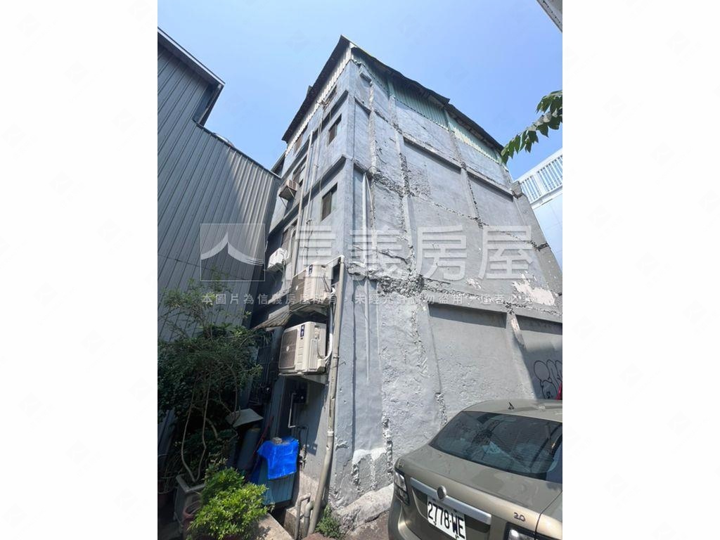 一中商業透天店面房屋室內格局與周邊環境