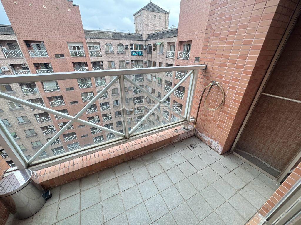 酷！惠宇桂冠四房高樓車位房屋室內格局與周邊環境
