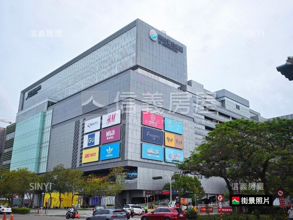 南紡平實角窗店面房屋室內格局與周邊環境