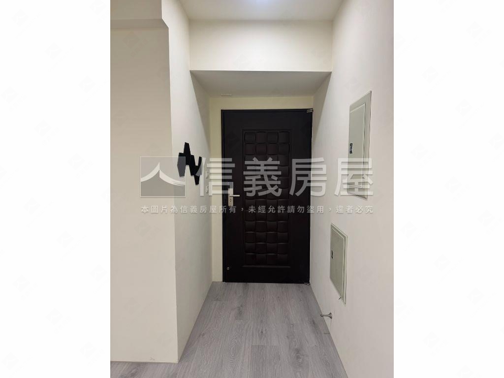高鐵巴洛克精裝大兩房車位房屋室內格局與周邊環境