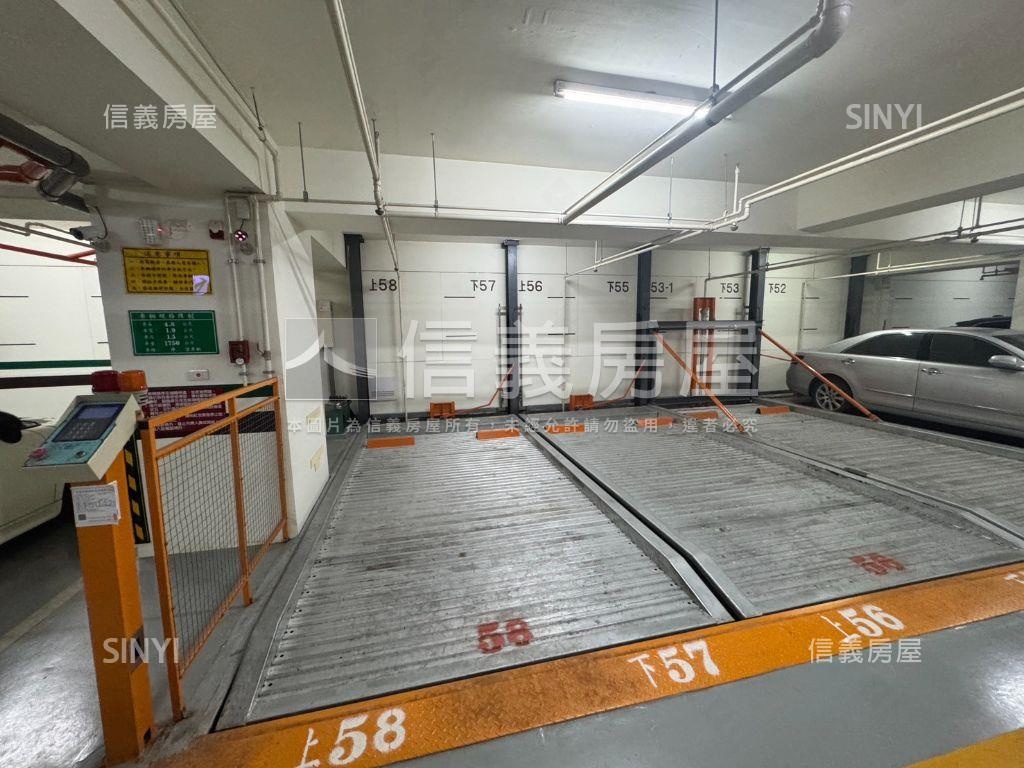 高鐵巴洛克精裝大兩房車位房屋室內格局與周邊環境