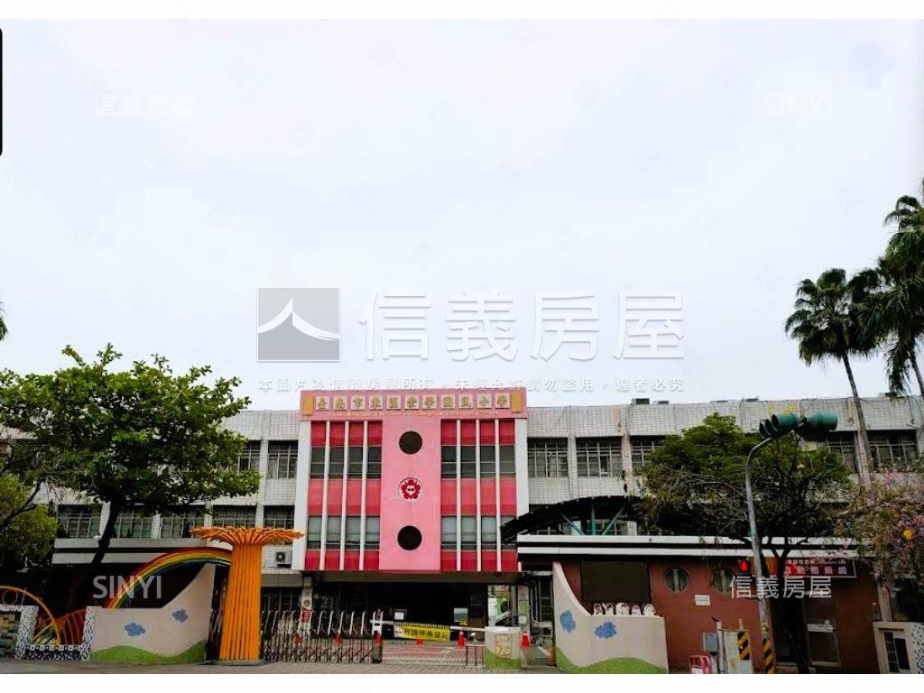 東區崇善路稀有金店面房屋室內格局與周邊環境
