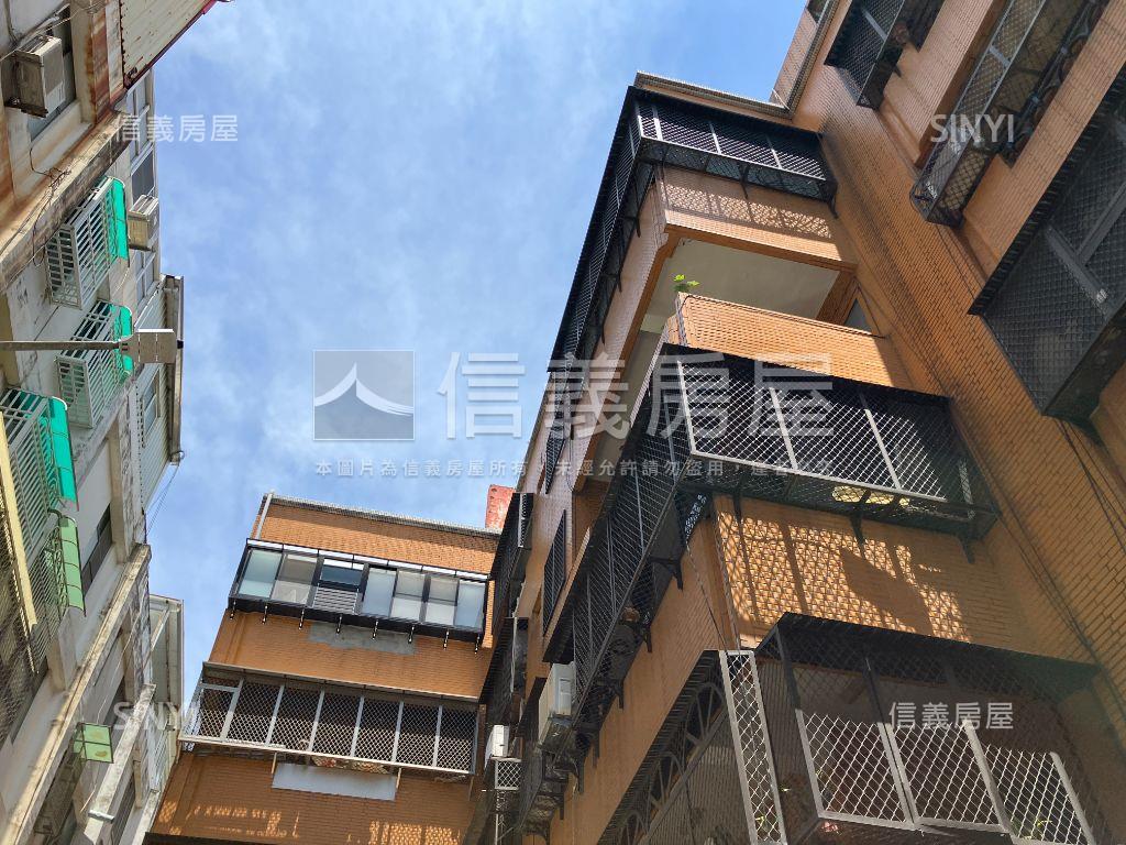 看見星鑽美妝三房公寓房屋室內格局與周邊環境