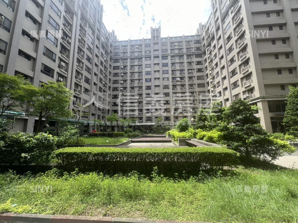 專任！仰望之星大三房車位房屋室內格局與周邊環境