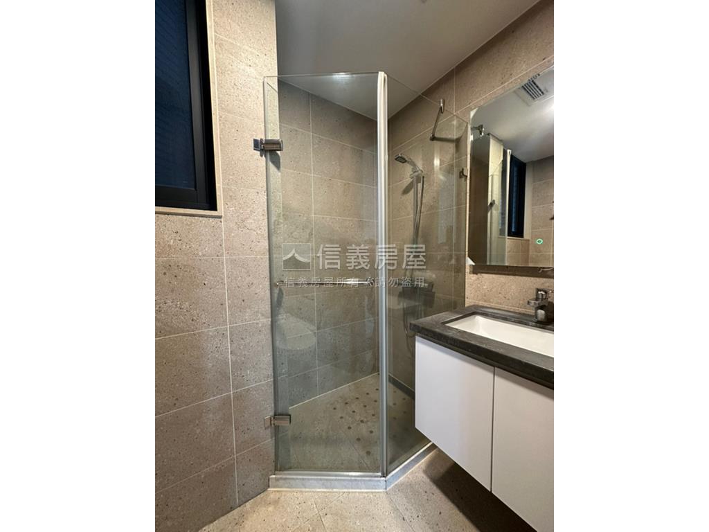 玄泰文華全裝潢小資宅房屋室內格局與周邊環境