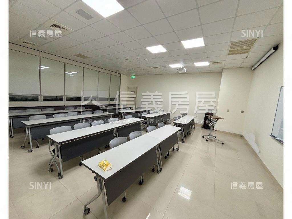 ［南港世紀廣場］５戶房屋室內格局與周邊環境